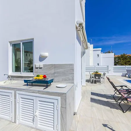 Araella * Протарас